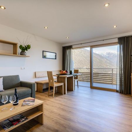 Appartments Jaufenblick Лана Екстериор снимка