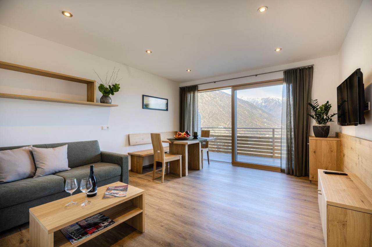 Appartments Jaufenblick Лана Екстериор снимка