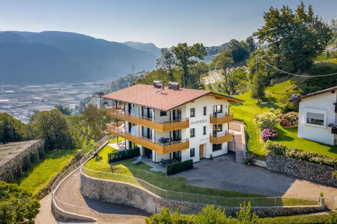 Appartments Jaufenblick Лана Екстериор снимка